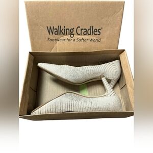 Walking Cradles Reptile Print Kitten Heels Size 7 1/2 GUC